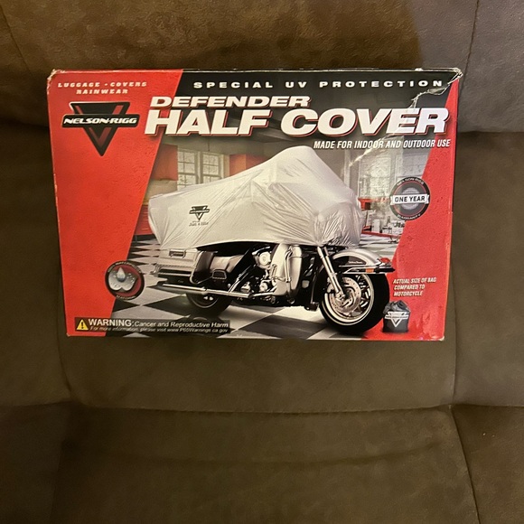 Nelson Rigg UV-2000-02-MD Silver Medium UV-2000 Motorcycle🏍️Half Cover - Picture 2 of 6